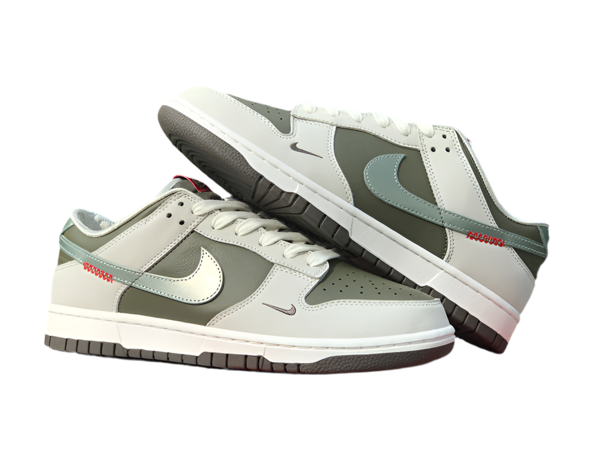 Nike Dunk Low "Year of the Snake"