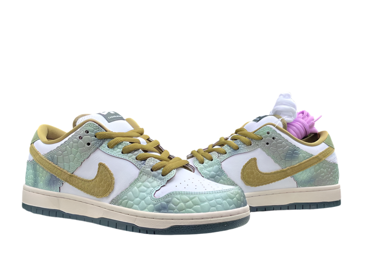Nike Dunk Low SB x Alexis Sablone 'Chameleon'