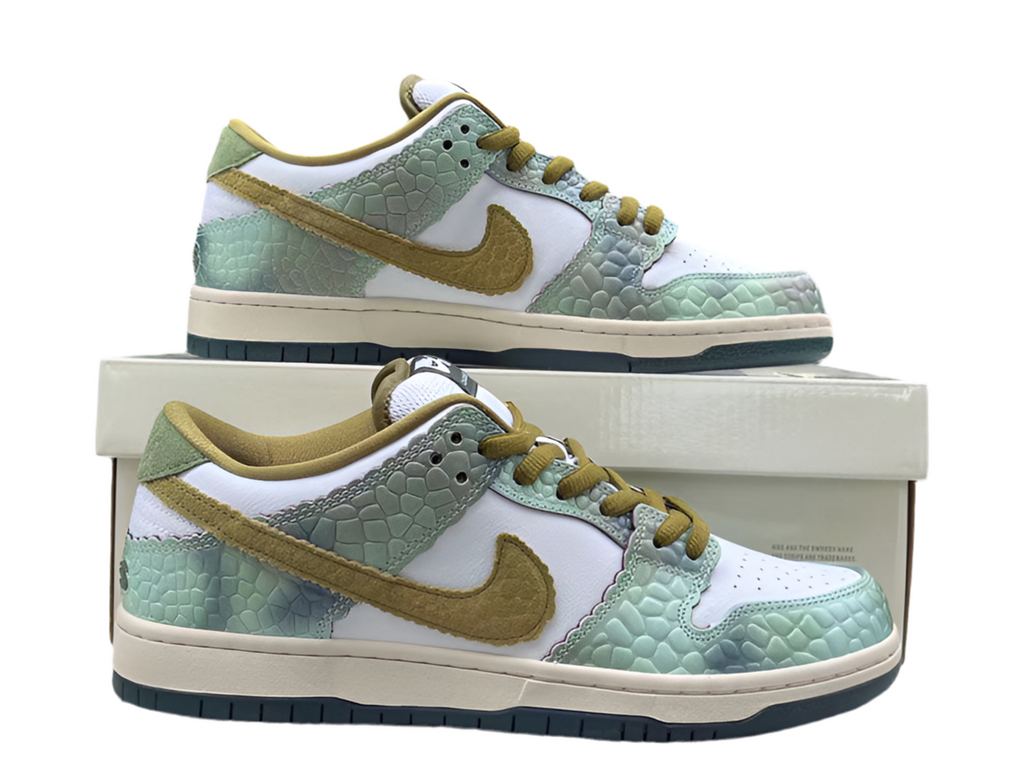 Nike Dunk Low SB x Alexis Sablone 'Chameleon'