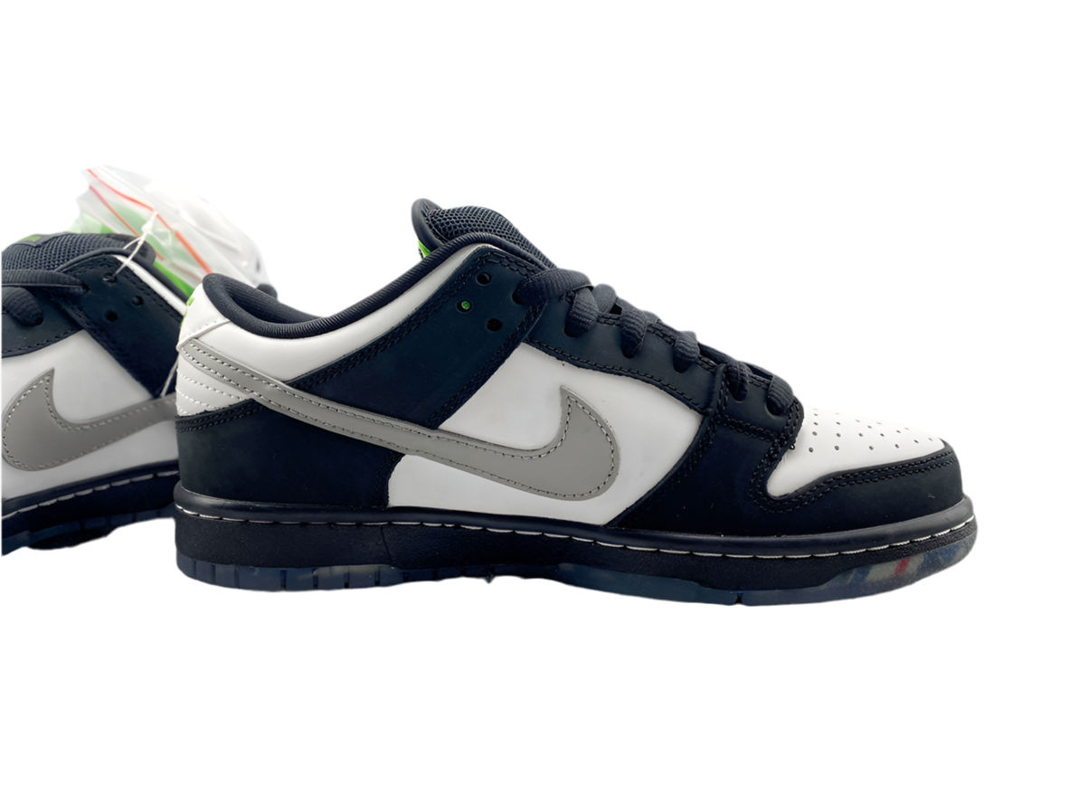 Nike SB Dunk Low Pigeon