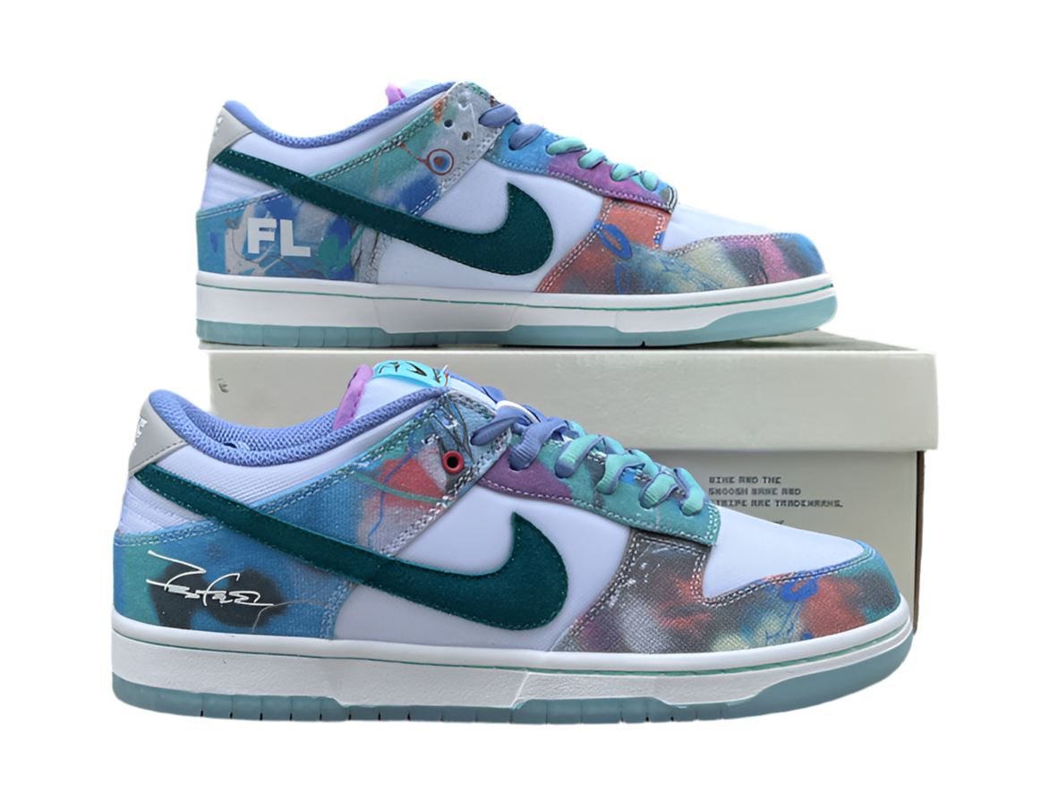 Nike SB Dunk Low x Futura Laboratories